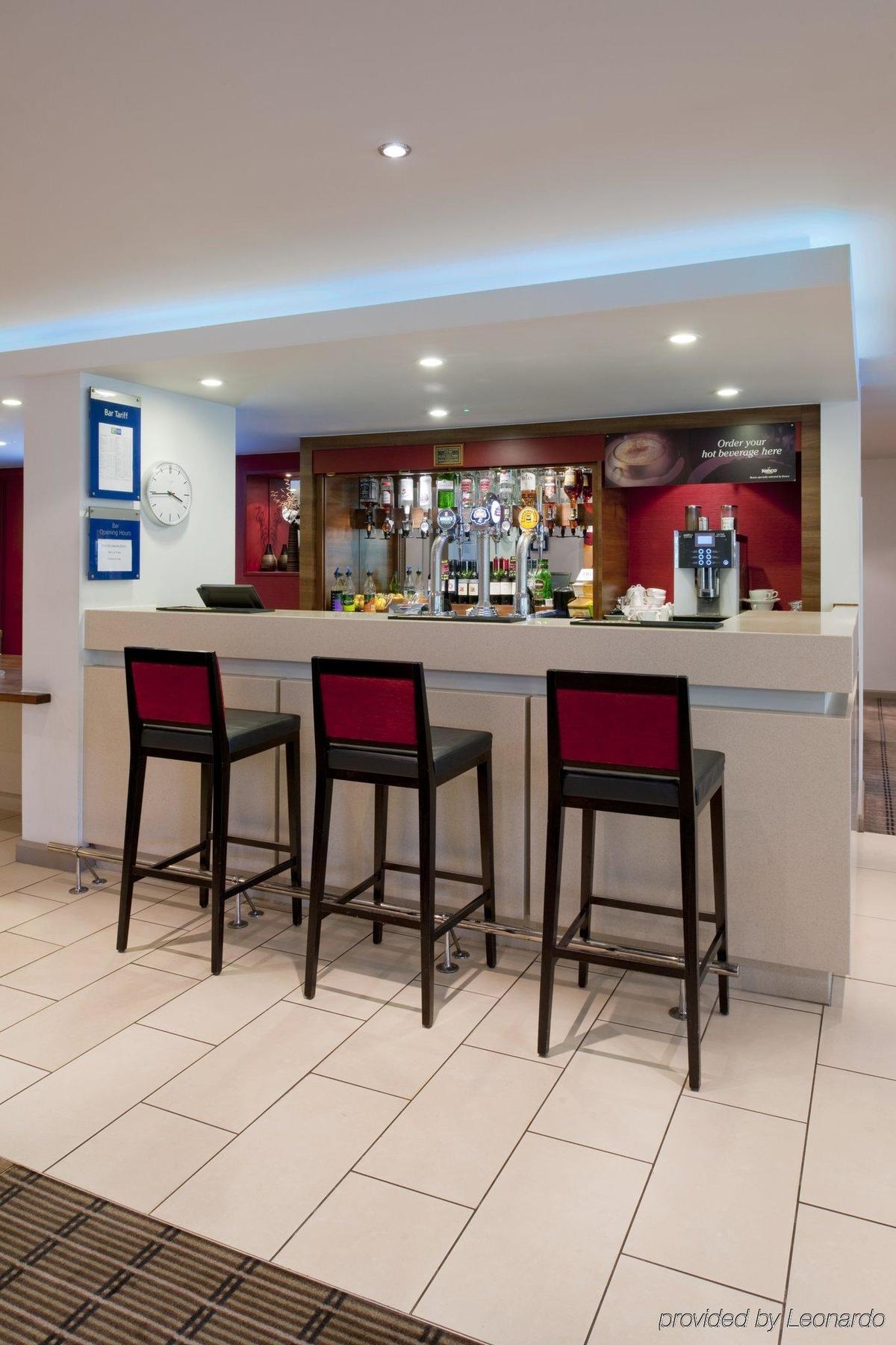 Express By Ihg Hotel 3*