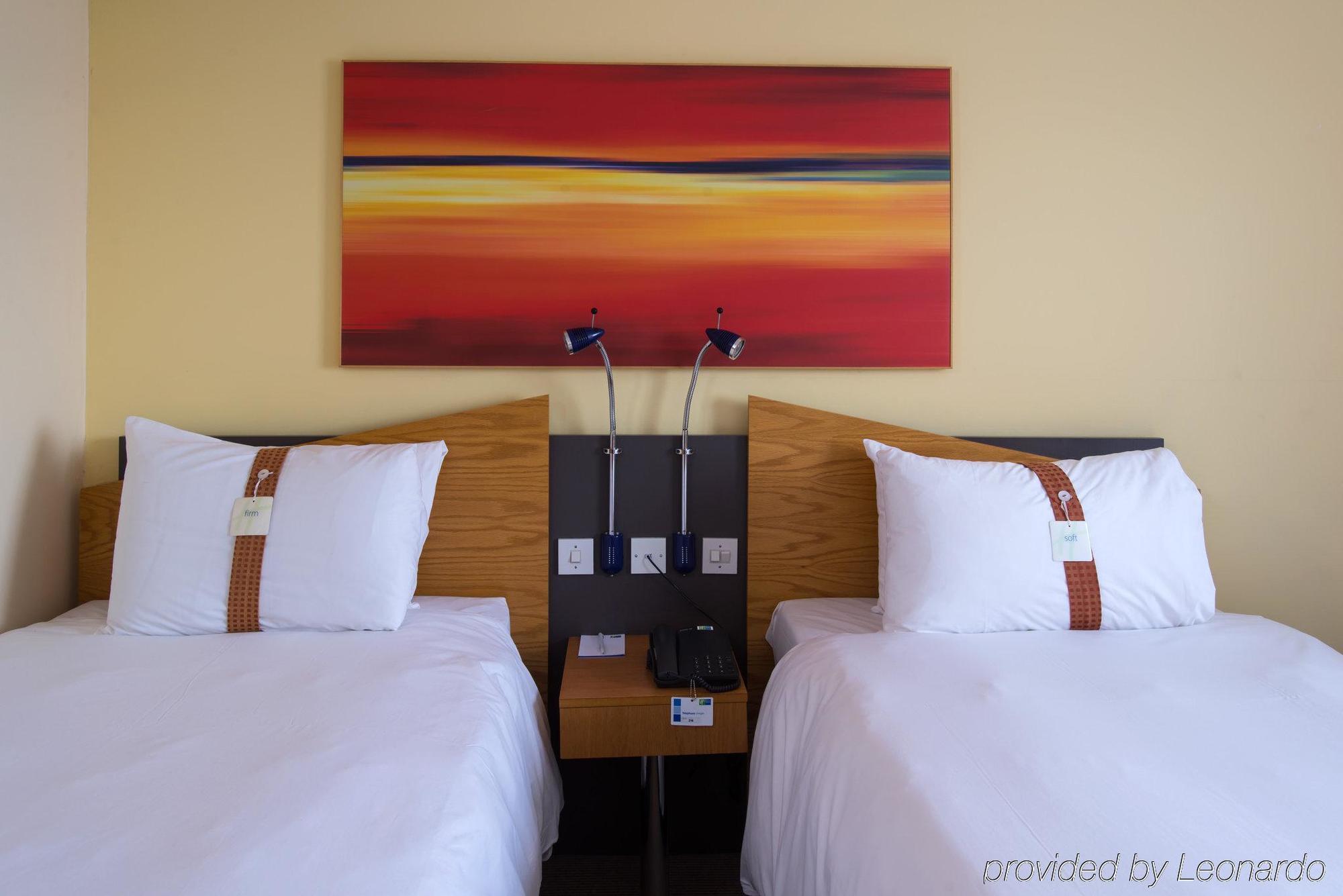 Express By Ihg 3*